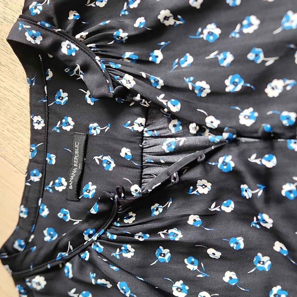 Banana Republic Floral Blouse